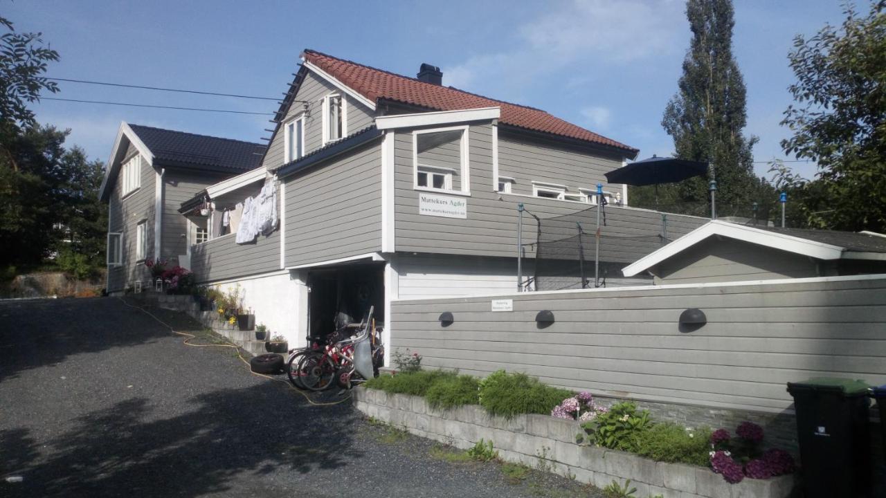 Nevervally B&B Grimstad  Dış mekan fotoğraf